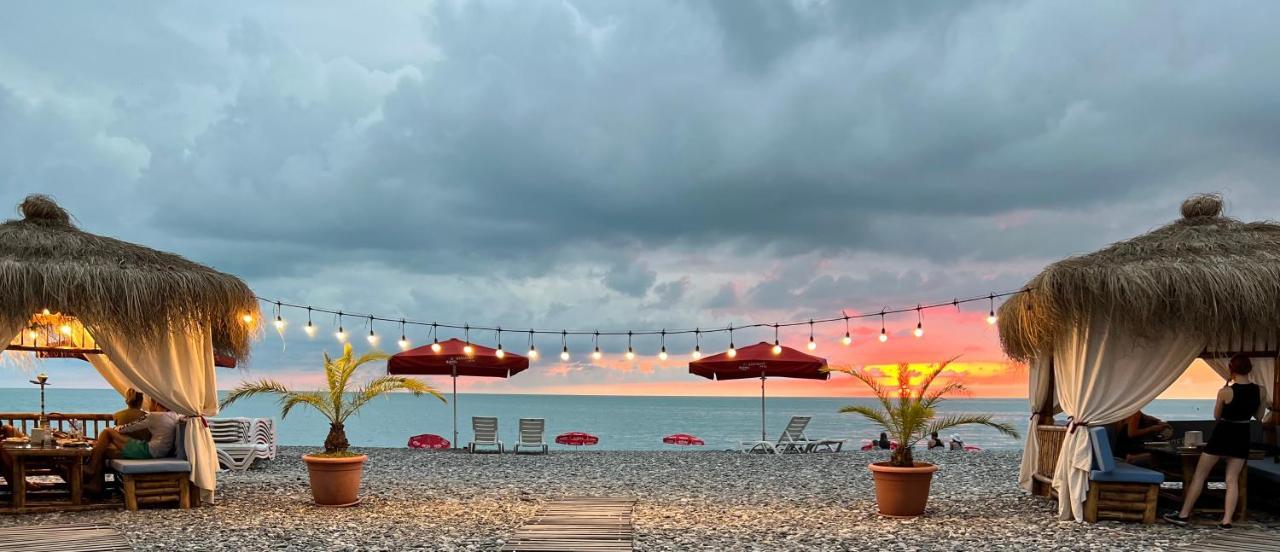 Kvariati Palma Hotel المظهر الخارجي الصورة